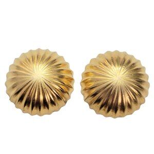 Matte Gold Tone Round Ribbed Domed Clip On Earrings Designer Style E970